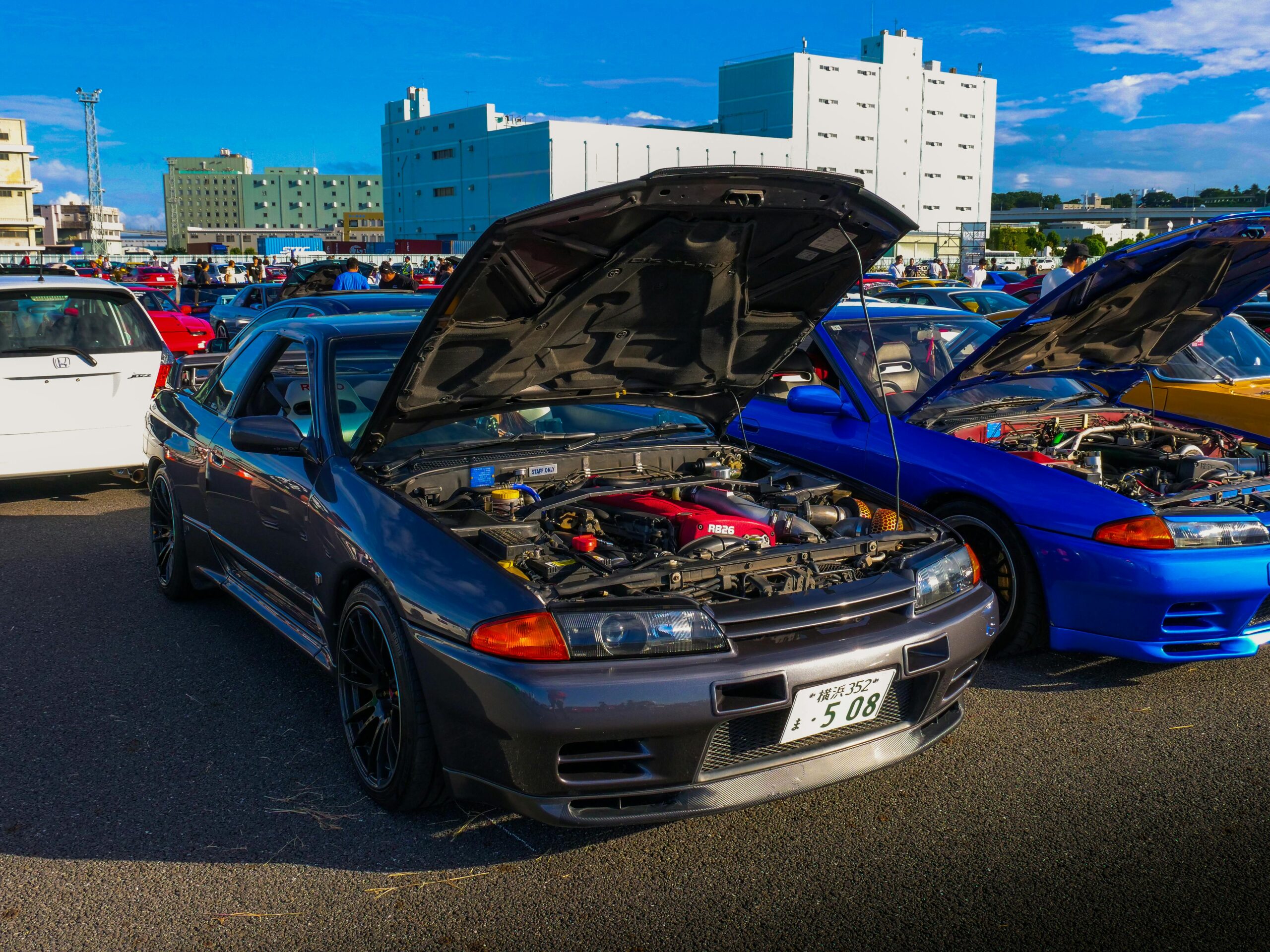 Nissan Skyline r32 grey car